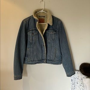 Levis Sherpa Denim Jacket (XL but fits like medium/large)